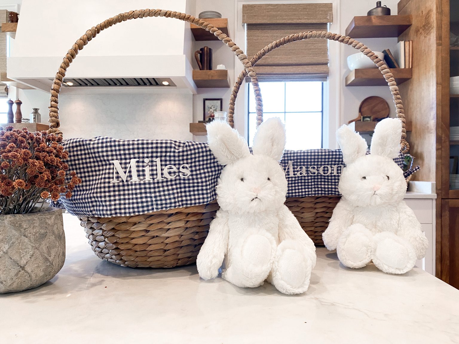 My Favorite Easter Baskets & Stuffers! Maria Murphy Creative