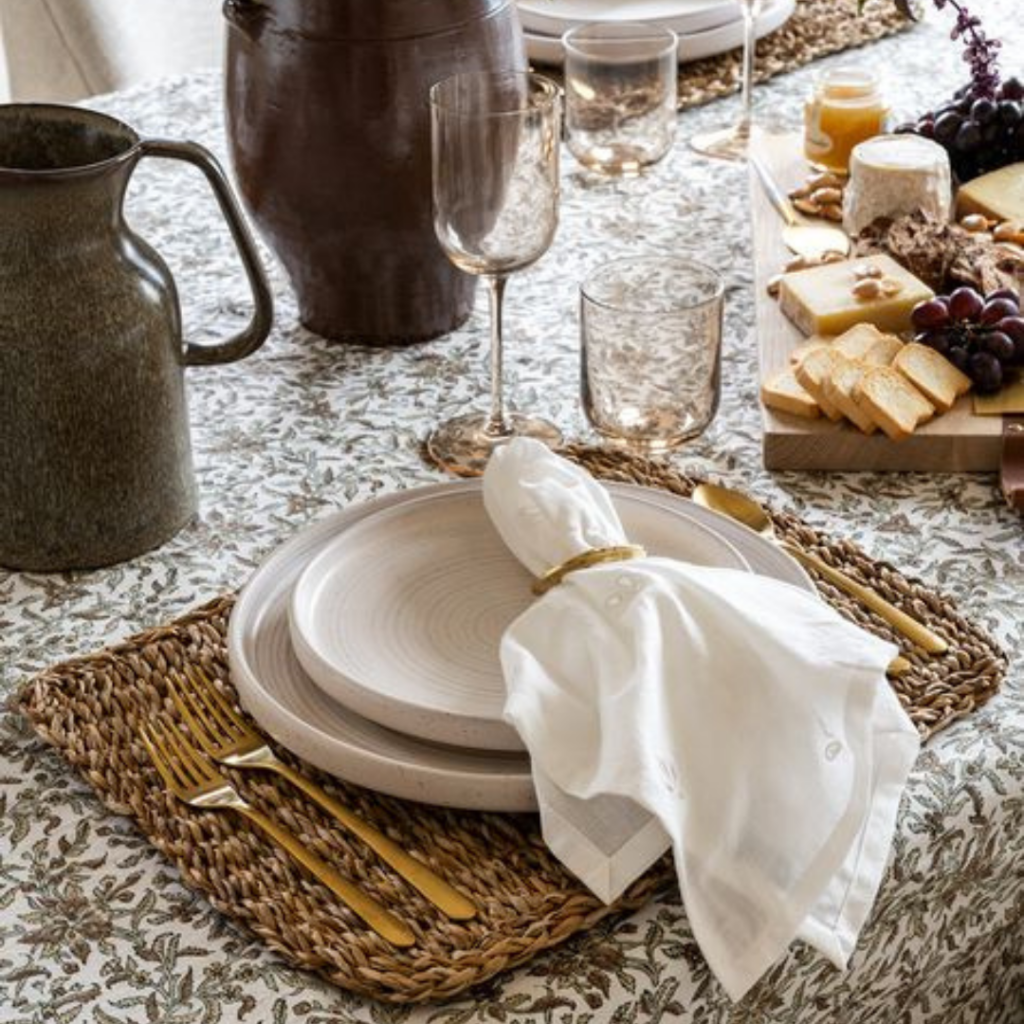 Stylish Dishware for Fall-tablescape